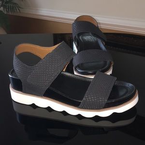 Franco Sarto Shoes - ⭐️HOST PICK⭐️ Wedge Sandal Franco Sarto Shoes - ⭐️HOST PICK⭐️ Wedge Sandal